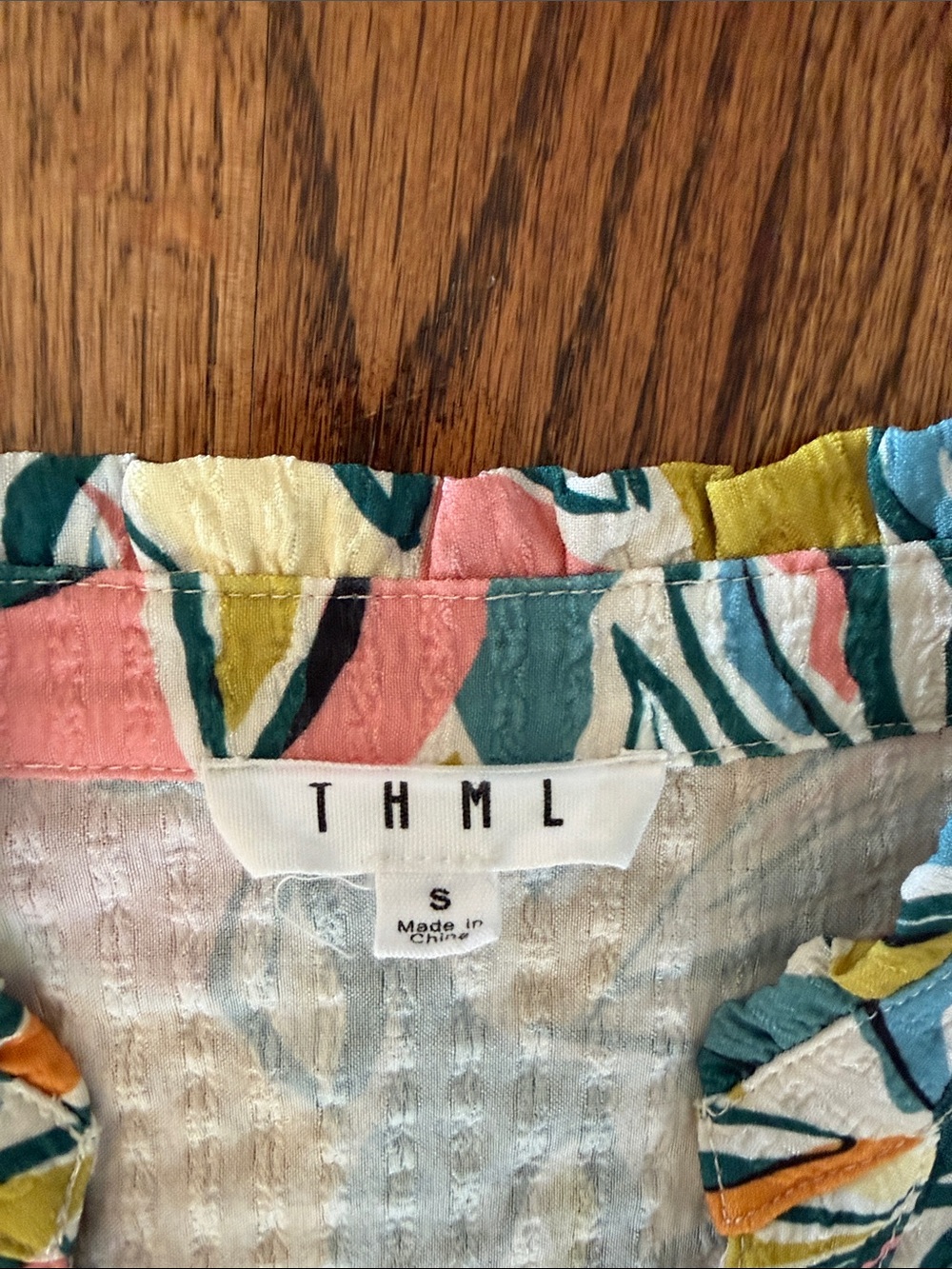 THML Multicolor Leaf-Print Puff Sleeve Blouse - Picture 2 of 2